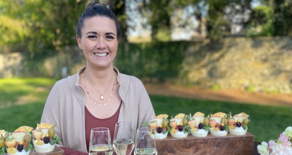 Elizabeth Sebian – Cheers To Snacks