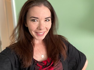 Amanda Hieatzman – Chemist, Artist